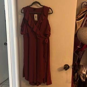 NWT cold shoulder maroon wrap Torrid dress size 1